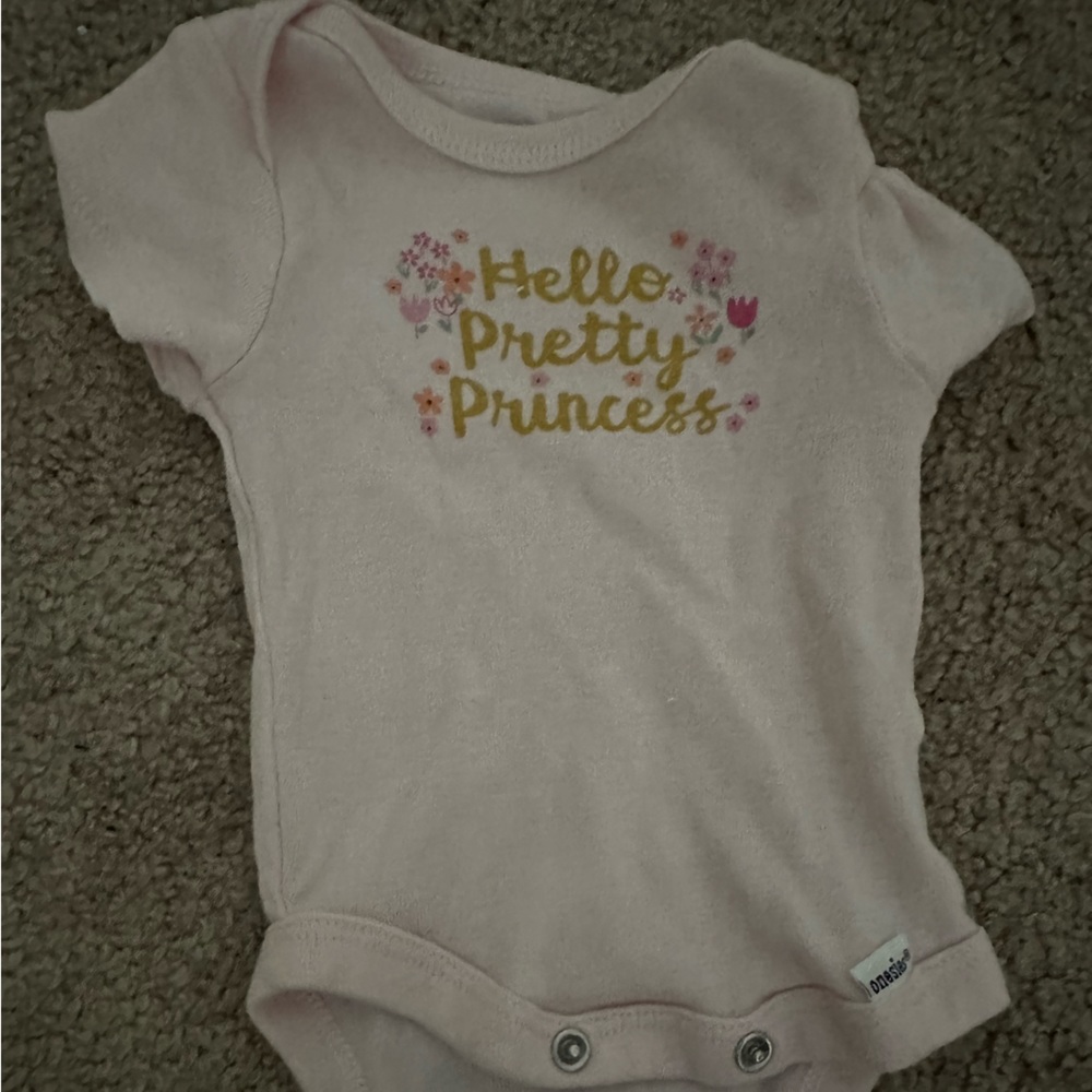 Gerber baby’s bodysuit/ one piece